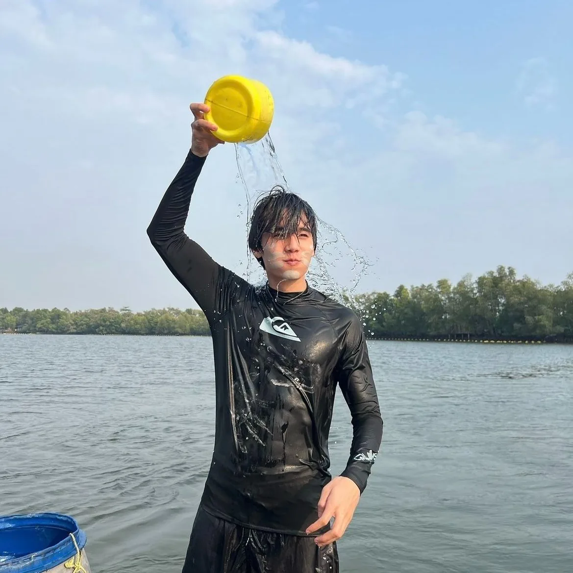 Rashguard Quiksilver UPF50+ nam xuất khẩu — áo bơi chống nắng surf VNXK